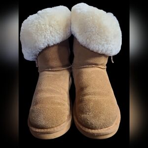 LAMO  Tan Shearling Boots Size 7